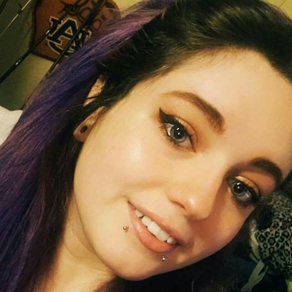 Meet your Posher, Ruby - Picture 1 of 1